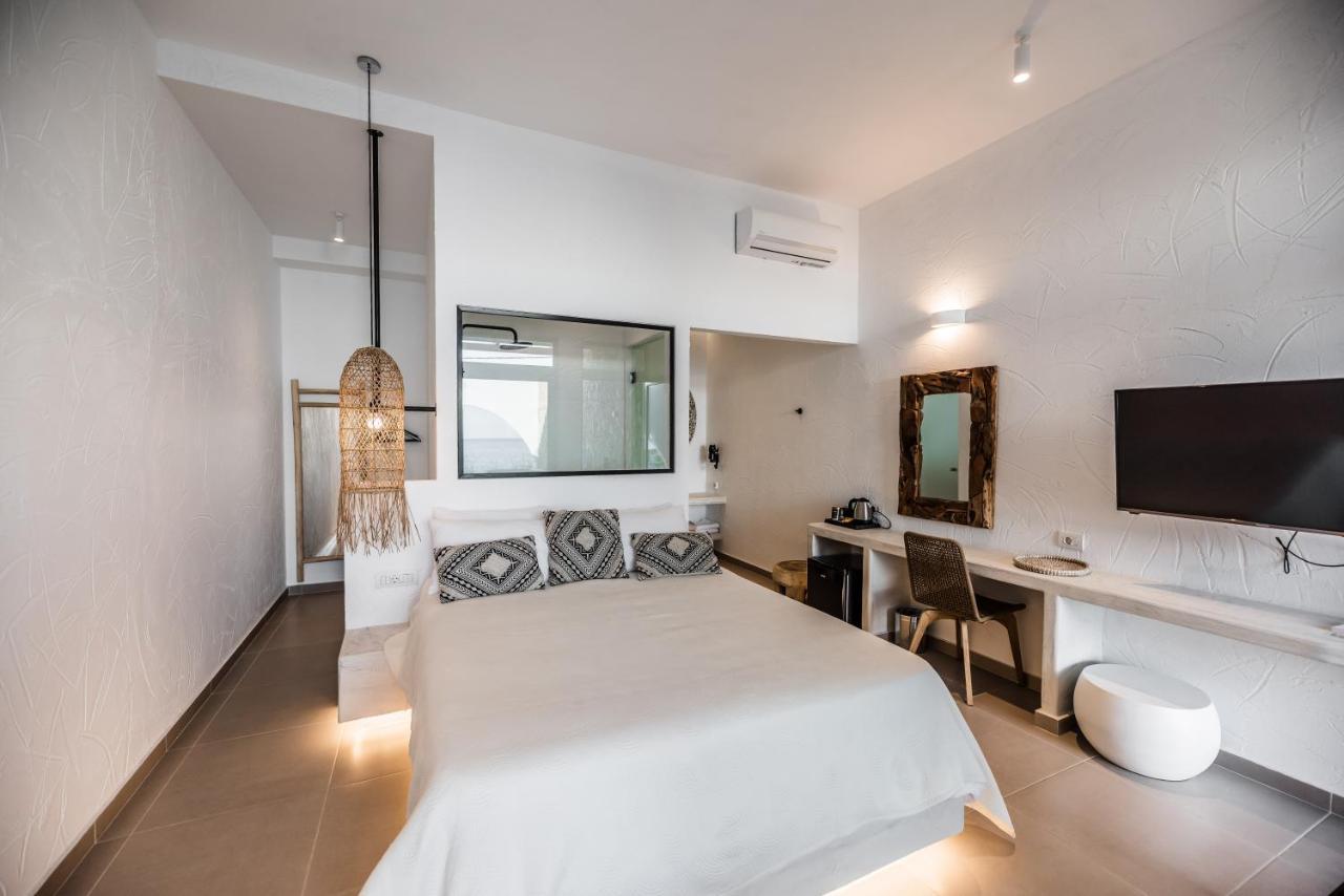 Delfini Beach Hotel & Suites Archangelos  Exterior photo