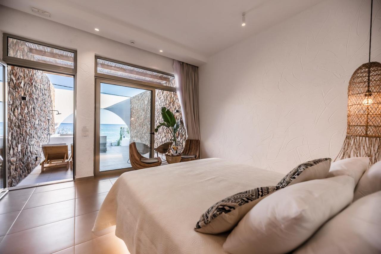 Delfini Beach Hotel & Suites Archangelos  Exterior photo