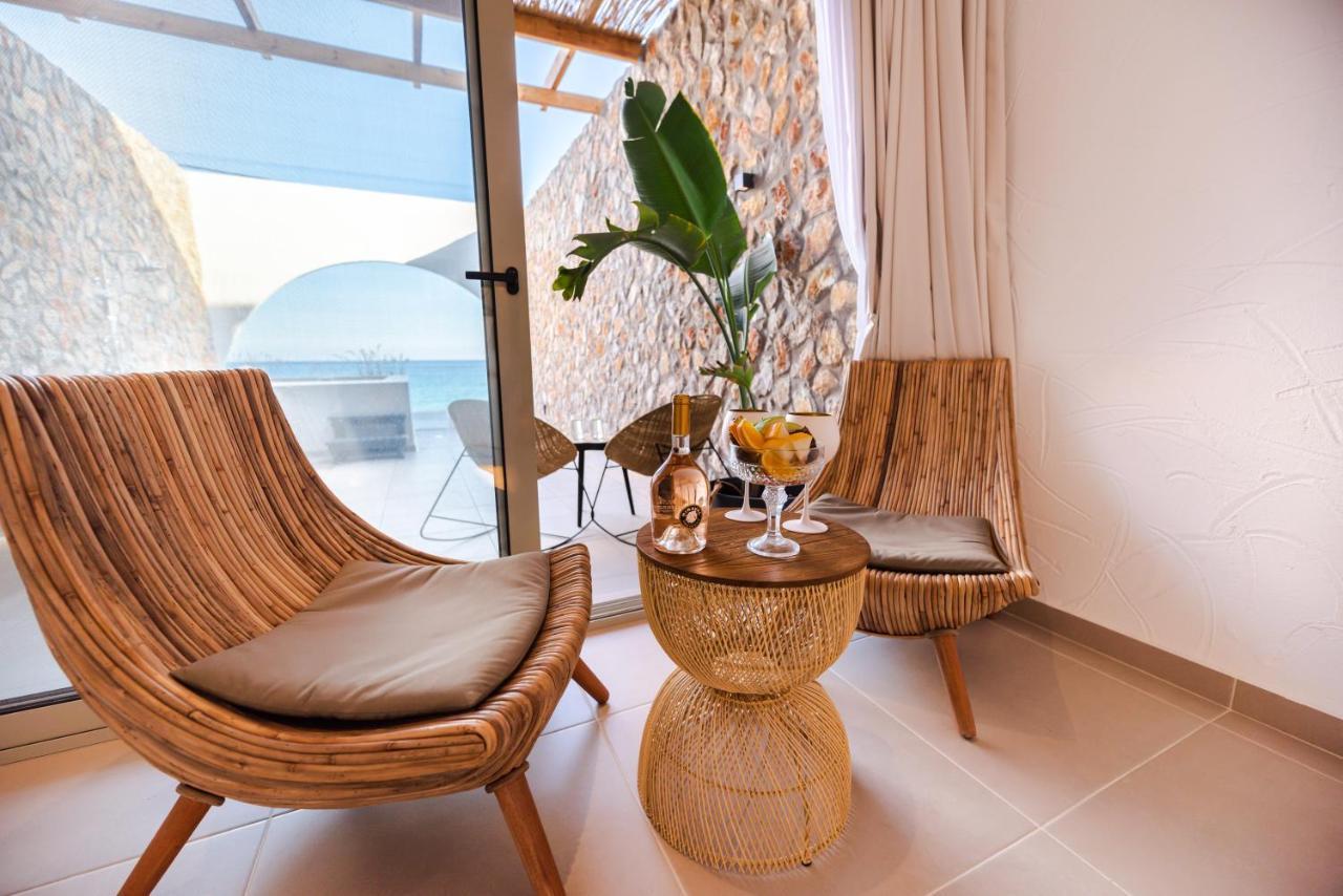 Delfini Beach Hotel & Suites Archangelos  Exterior photo