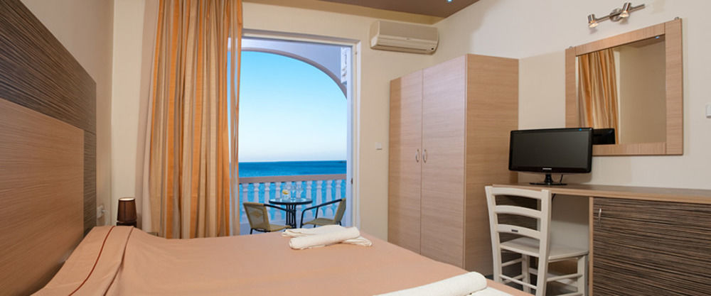 Delfini Beach Hotel & Suites Archangelos  Exterior photo